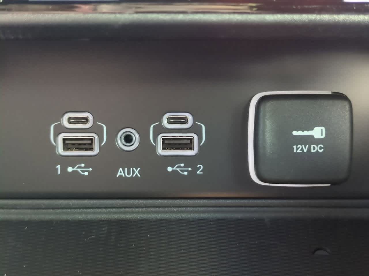 Thumbnail: 2025 Jeep Grand Cherokee - 32