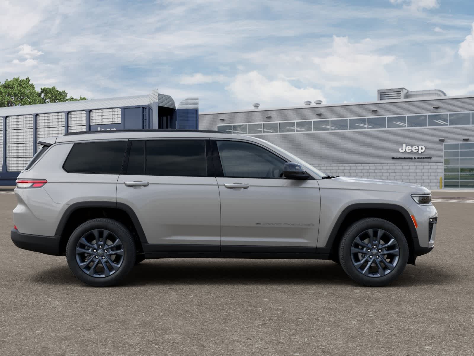 Thumbnail: 2026 Jeep Grand Cherokee L - 21