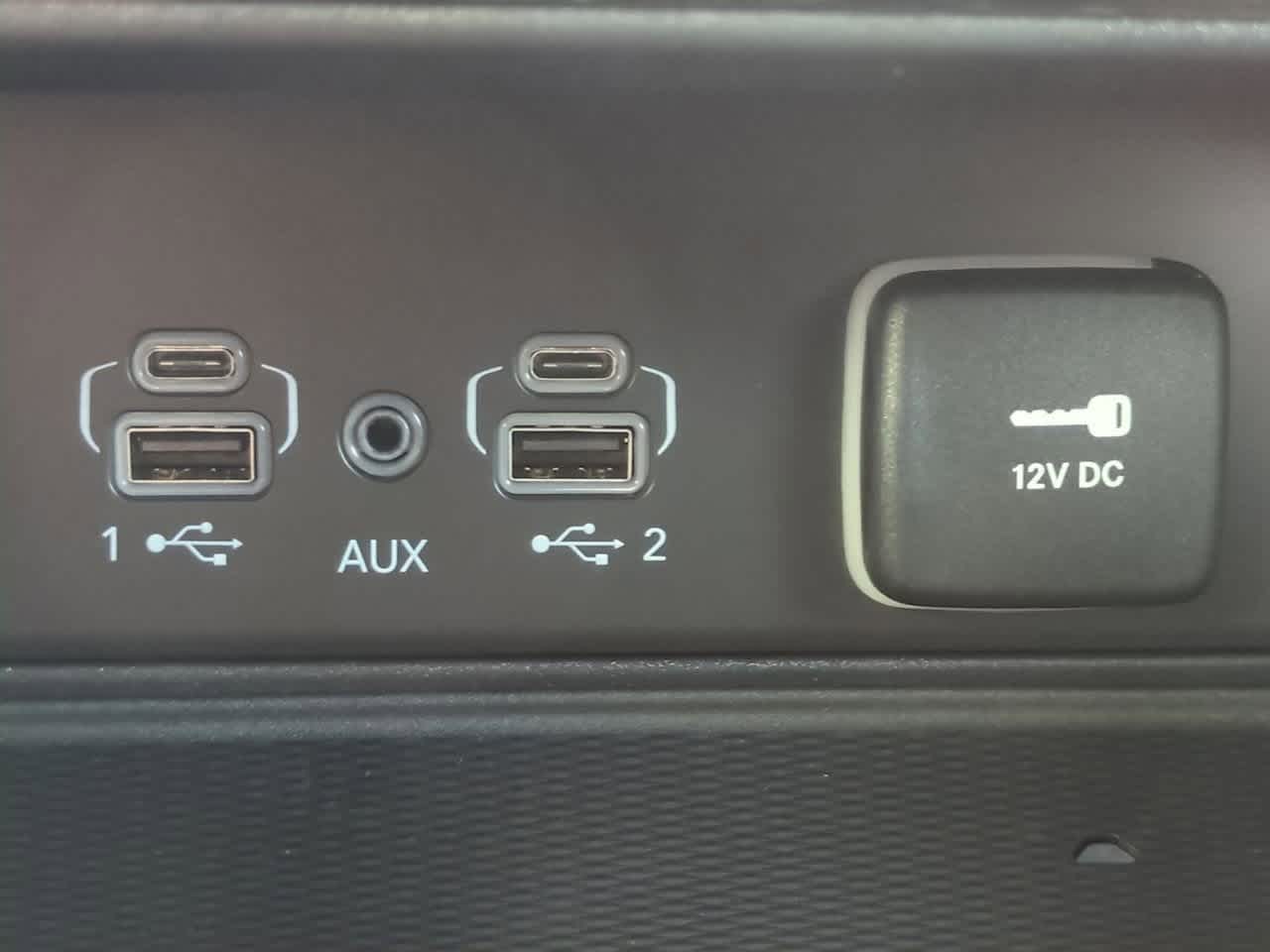 Thumbnail: 2025 Jeep Grand Cherokee - 31