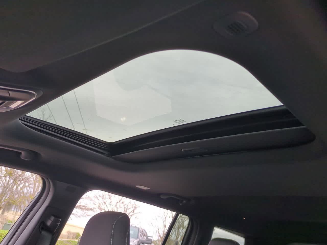 Thumbnail: 2025 Jeep Grand Cherokee L - 20