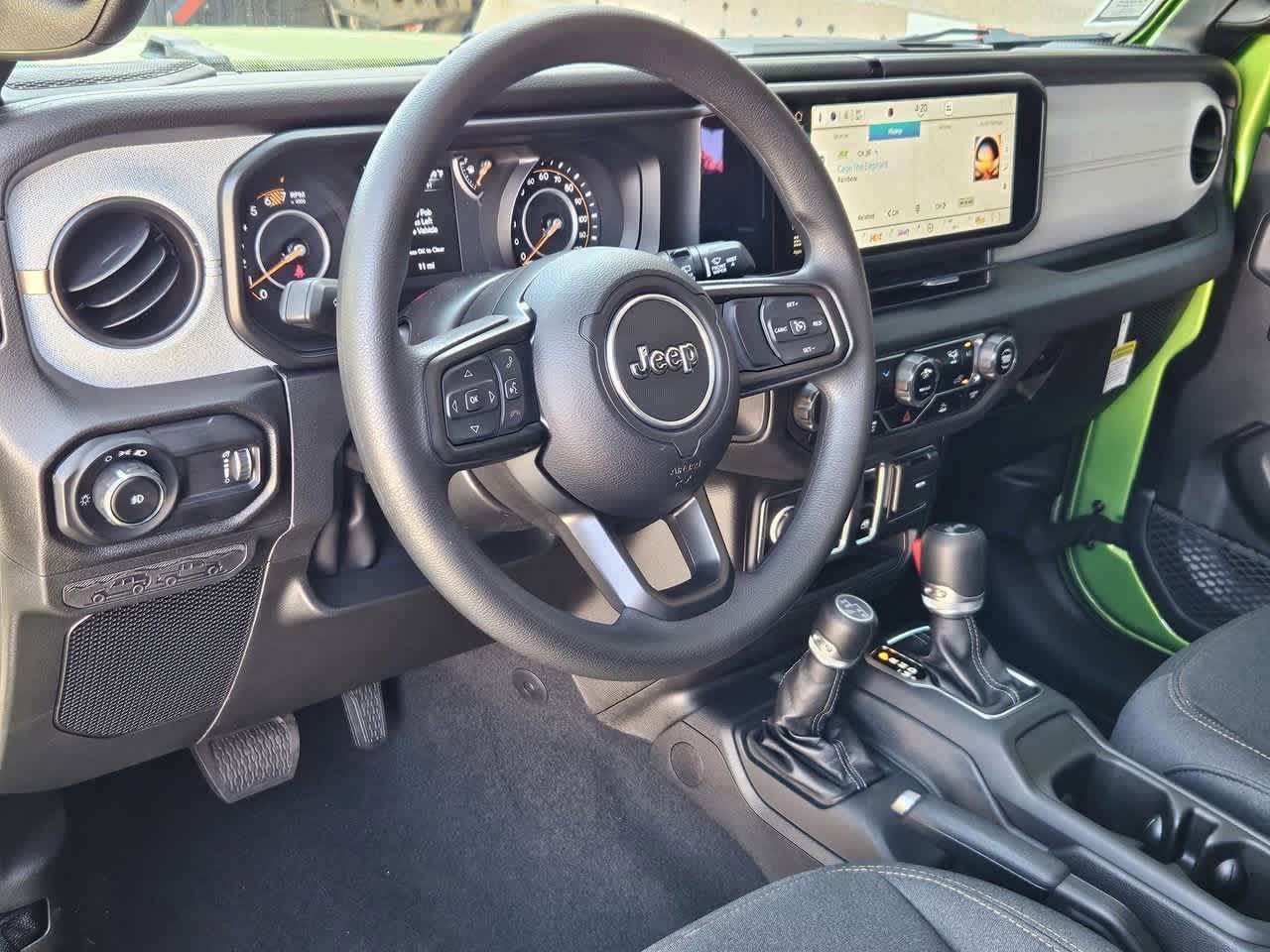 Thumbnail: 2025 Jeep Wrangler - 10