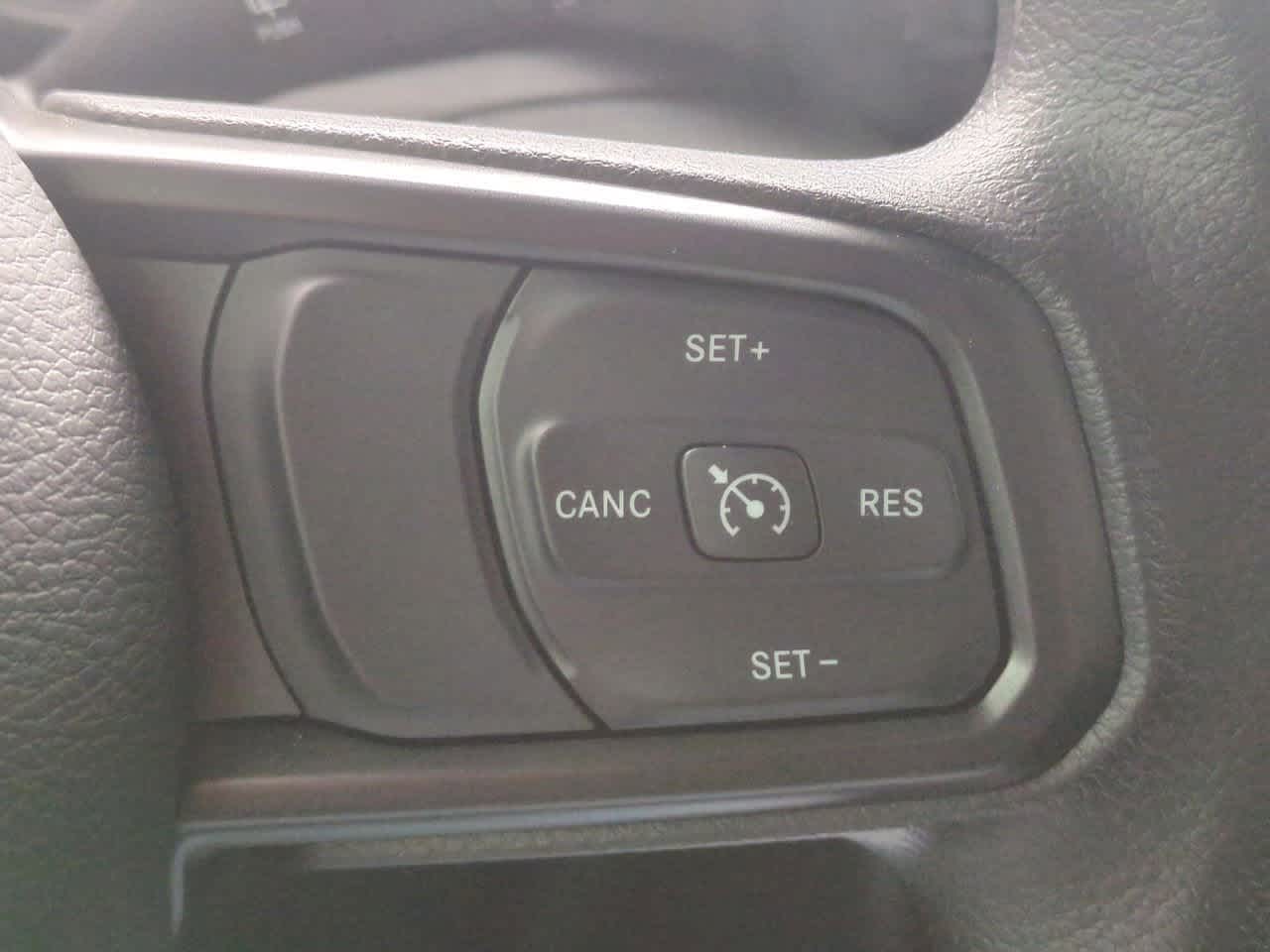 Thumbnail: 2025 Jeep Wrangler - 25