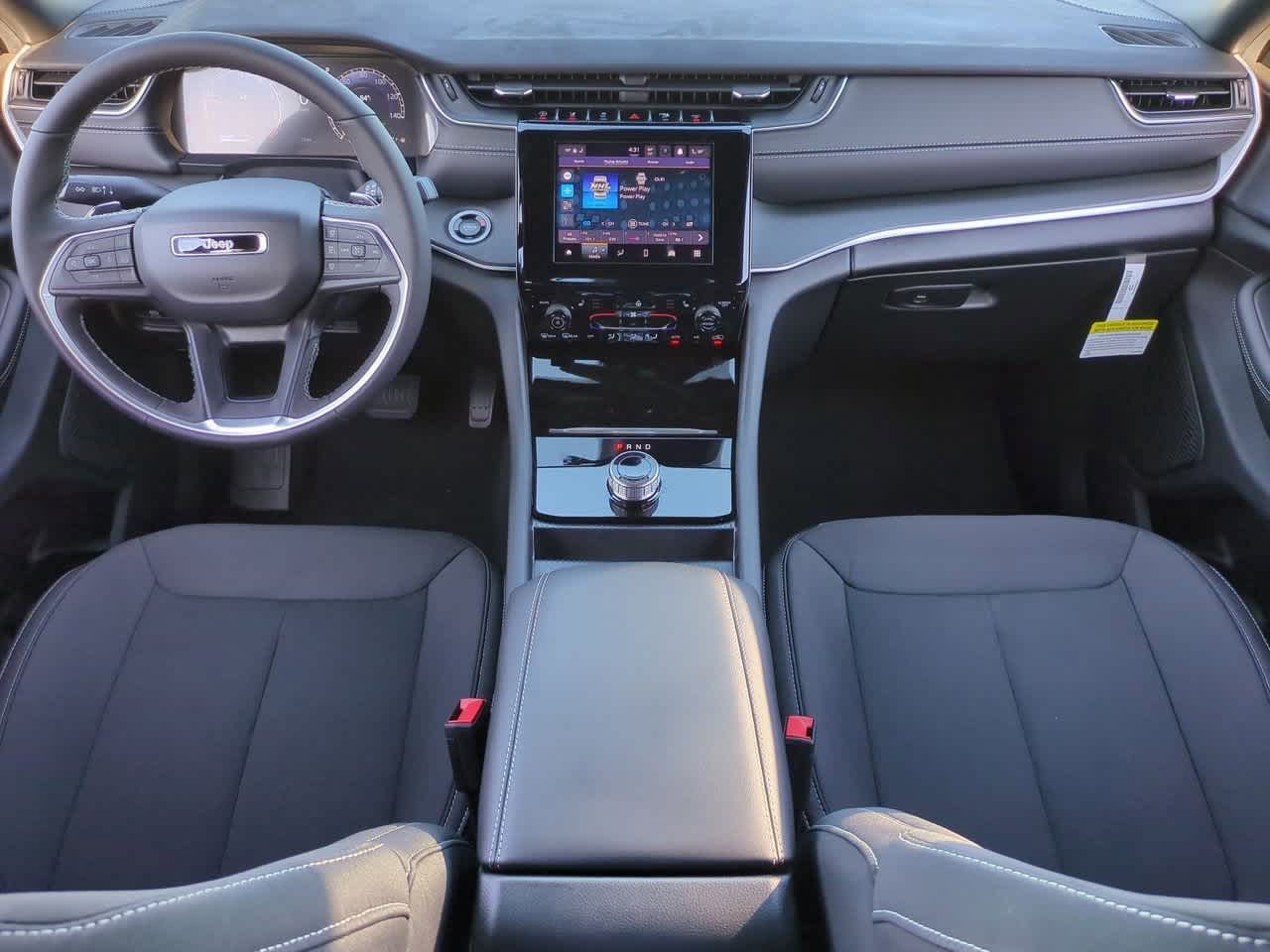 Thumbnail: 2025 Jeep Grand Cherokee - 16