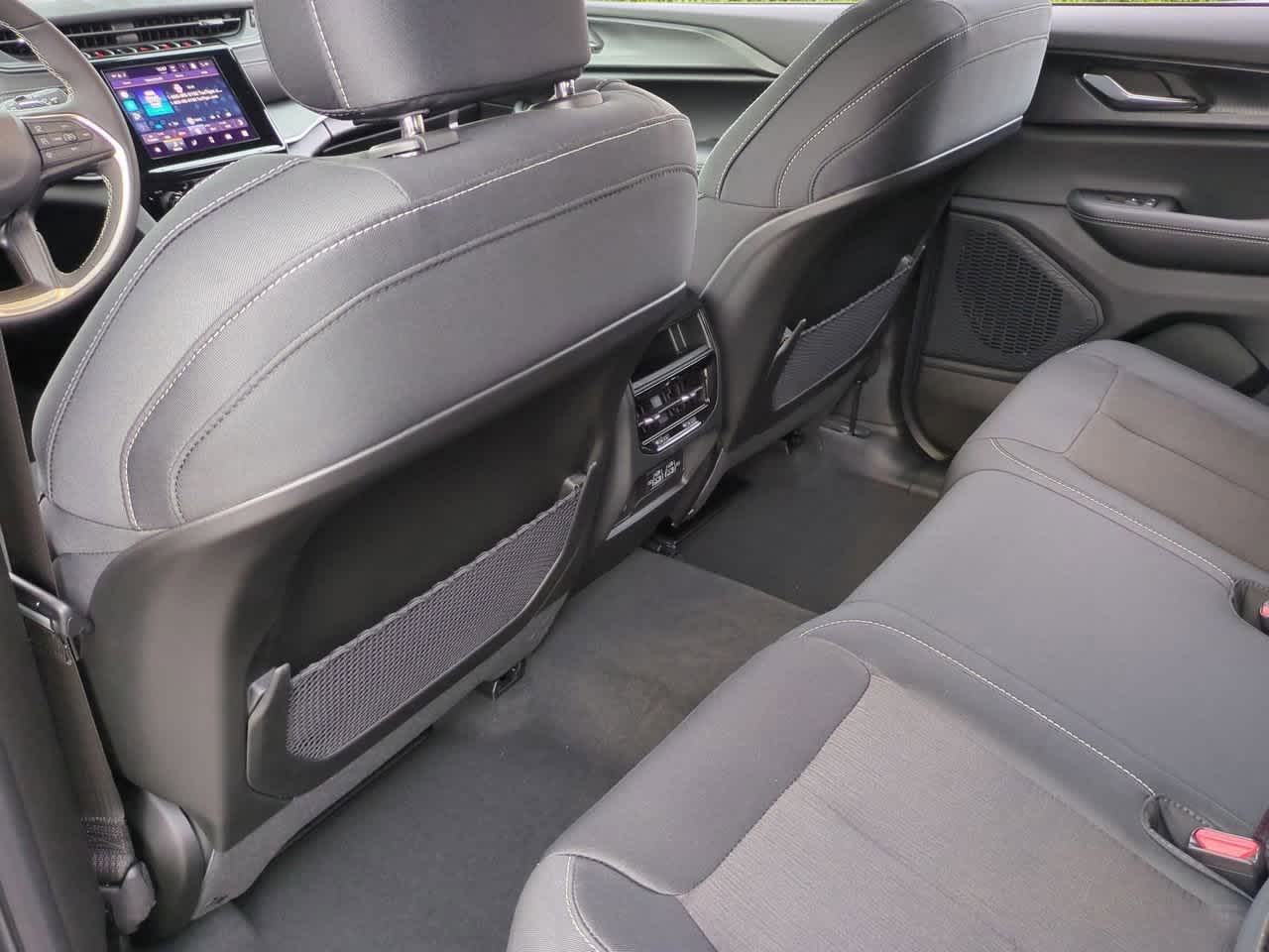 Thumbnail: 2025 Jeep Grand Cherokee - 19