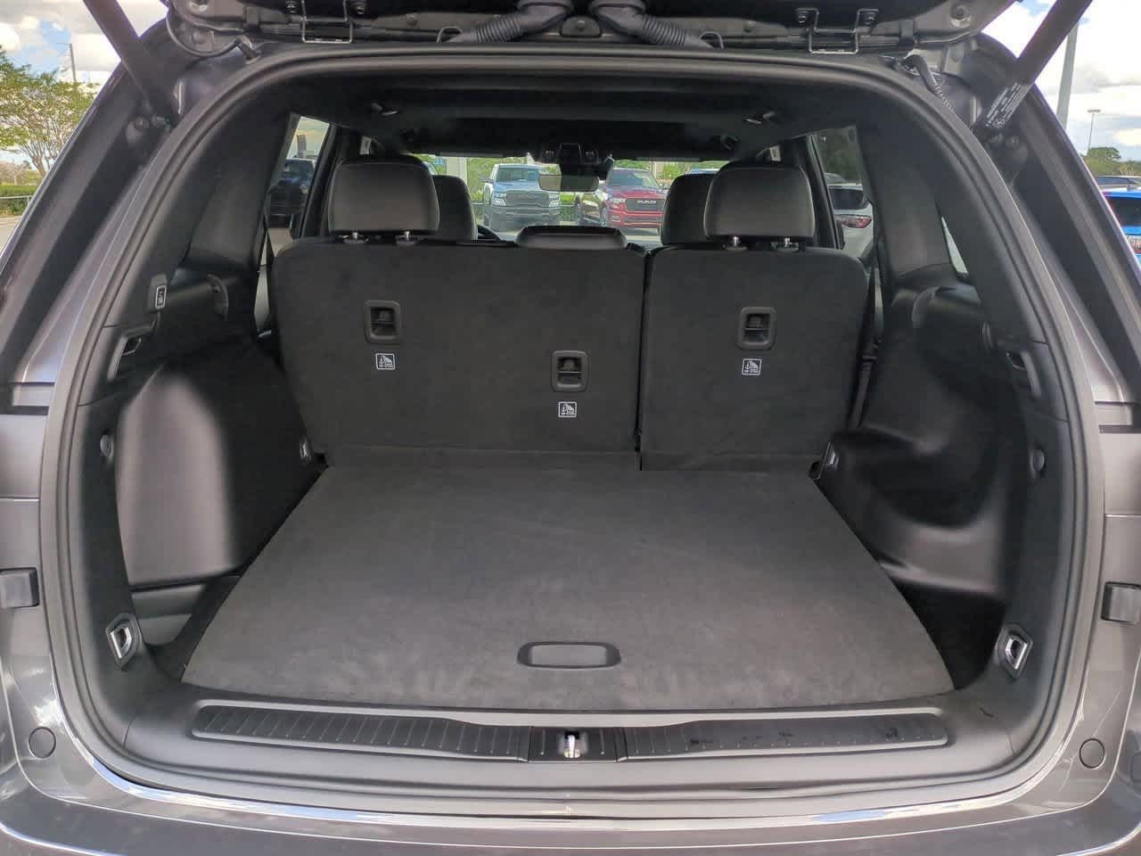 Thumbnail: 2025 Jeep Grand Cherokee - 35