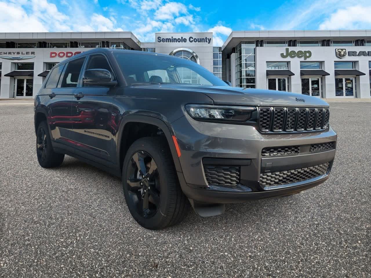 Thumbnail: 2025 Jeep Grand Cherokee L - 2