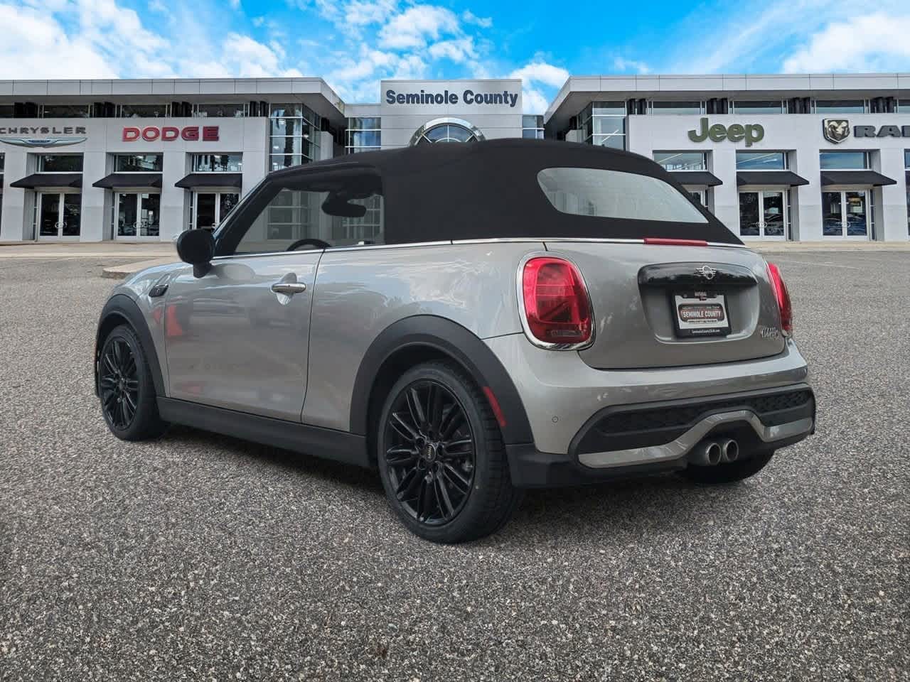 Thumbnail: 2024 MINI Cooper Convertible - 6