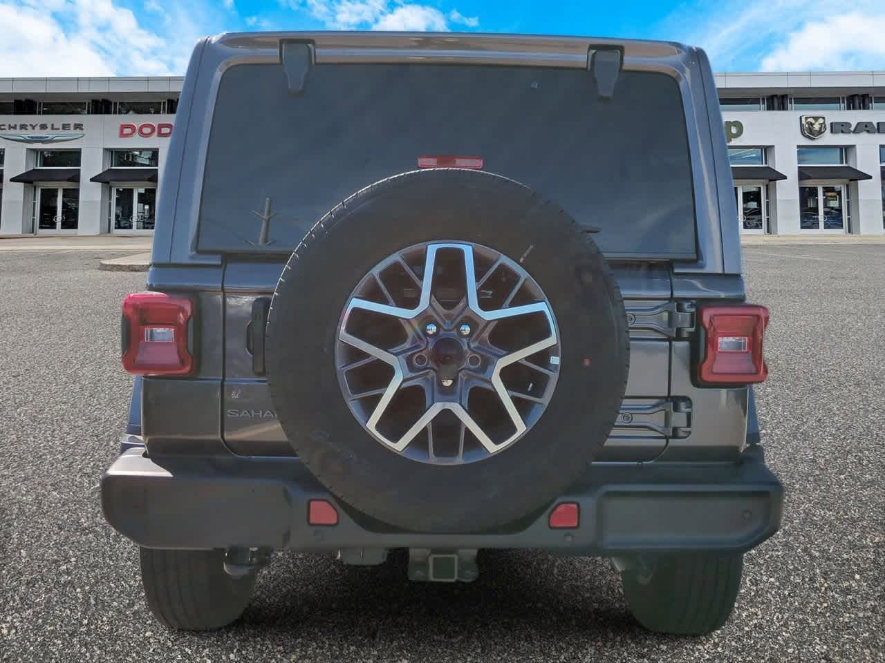 Thumbnail: 2025 Jeep Wrangler - 7