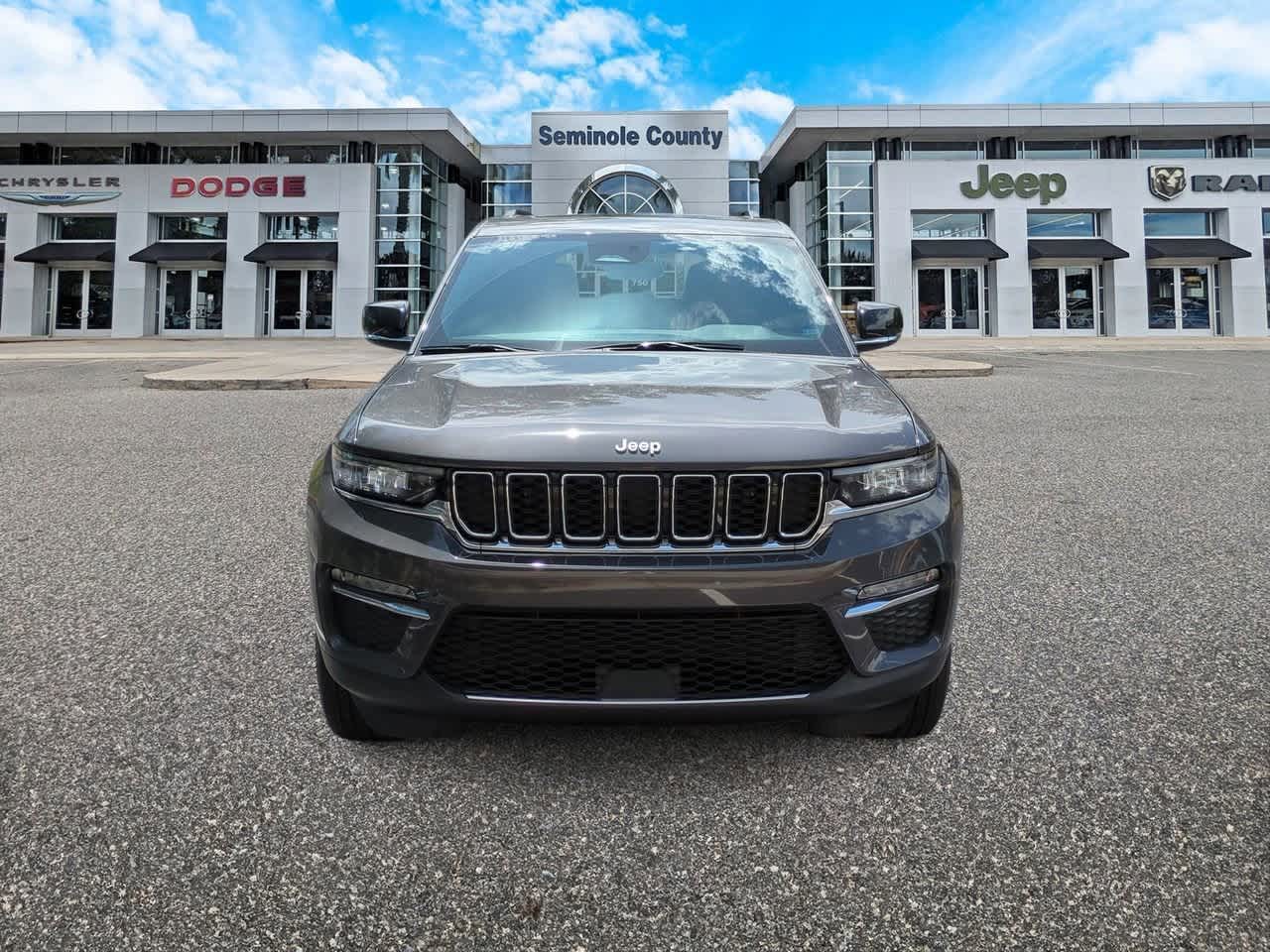 Thumbnail: 2025 Jeep Grand Cherokee - 3