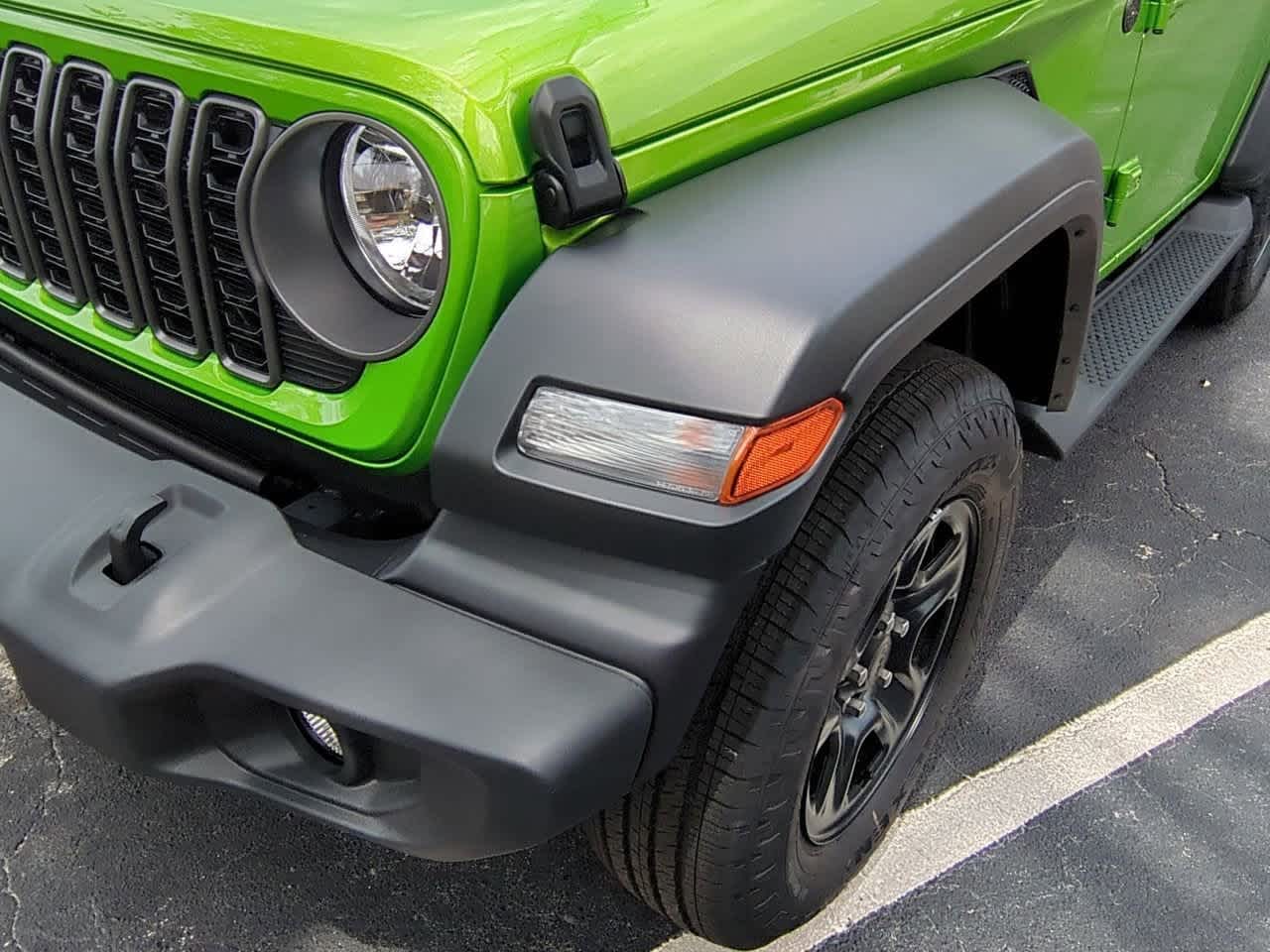 Thumbnail: 2025 Jeep Wrangler - 11