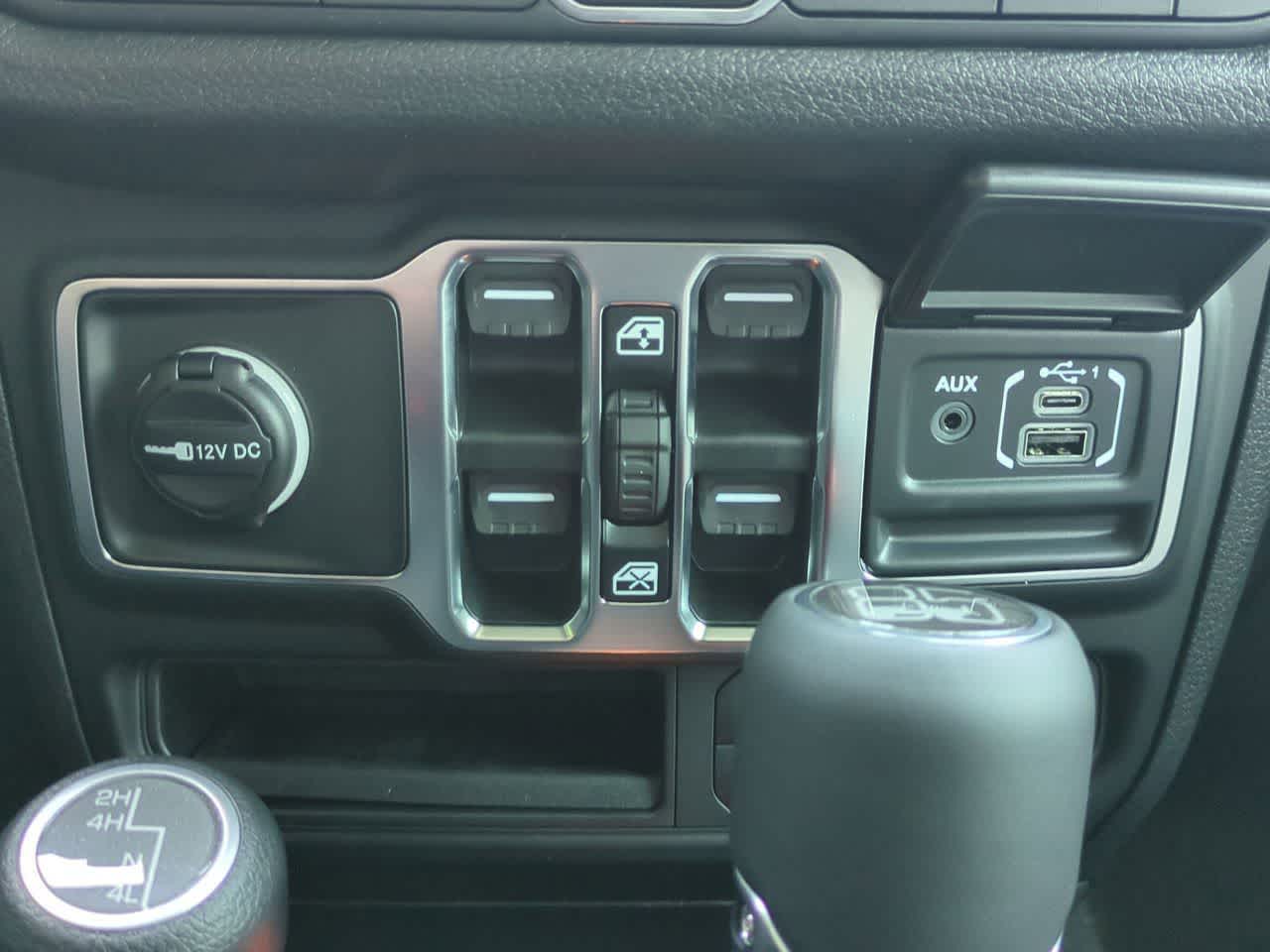 Thumbnail: 2026 Jeep Wrangler - 31