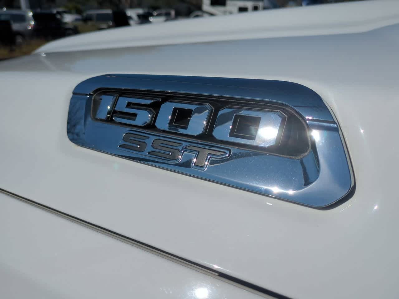 Thumbnail: 2025 RAM 1500 - 13