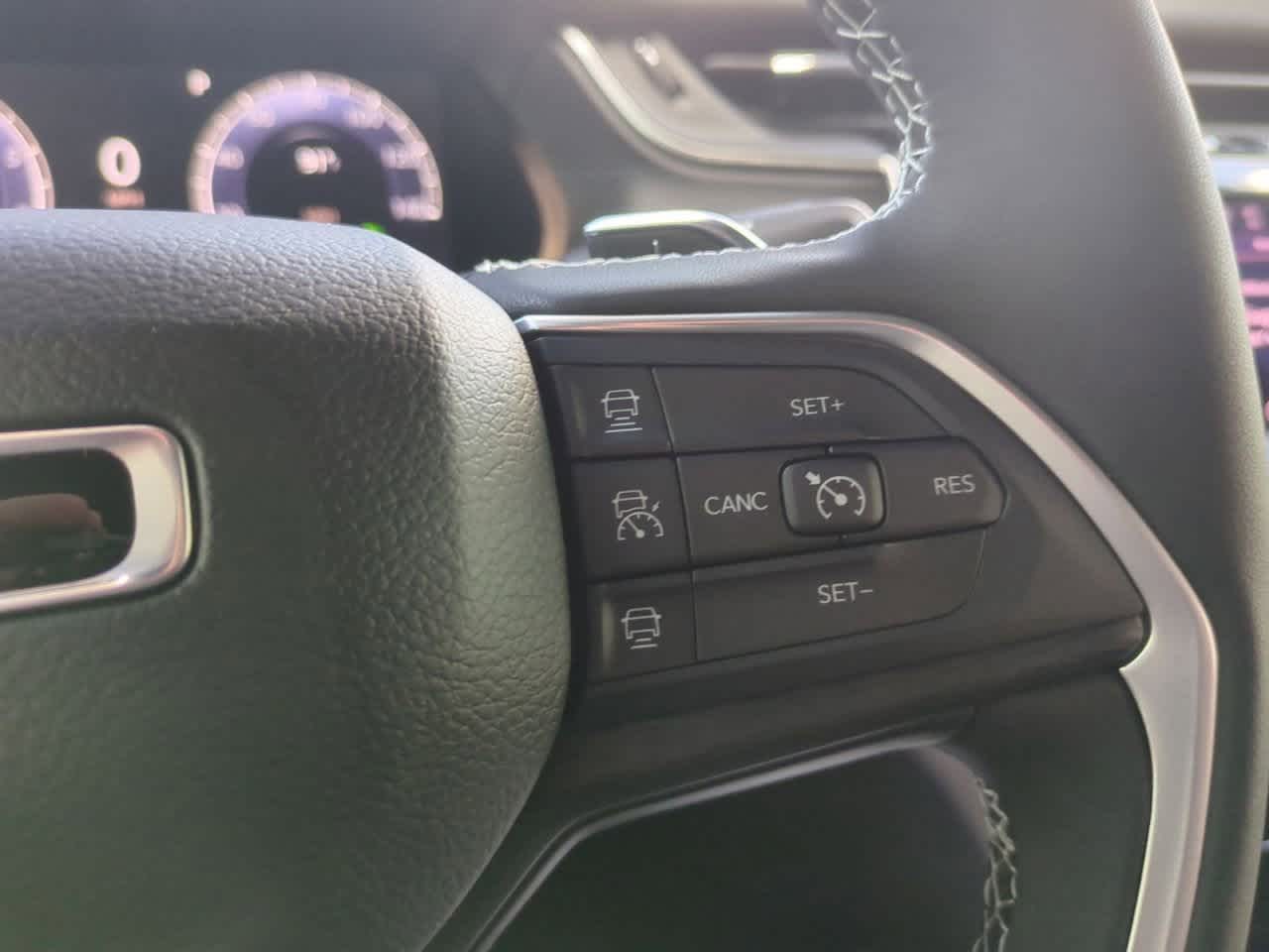 Thumbnail: 2025 Jeep Grand Cherokee - 26