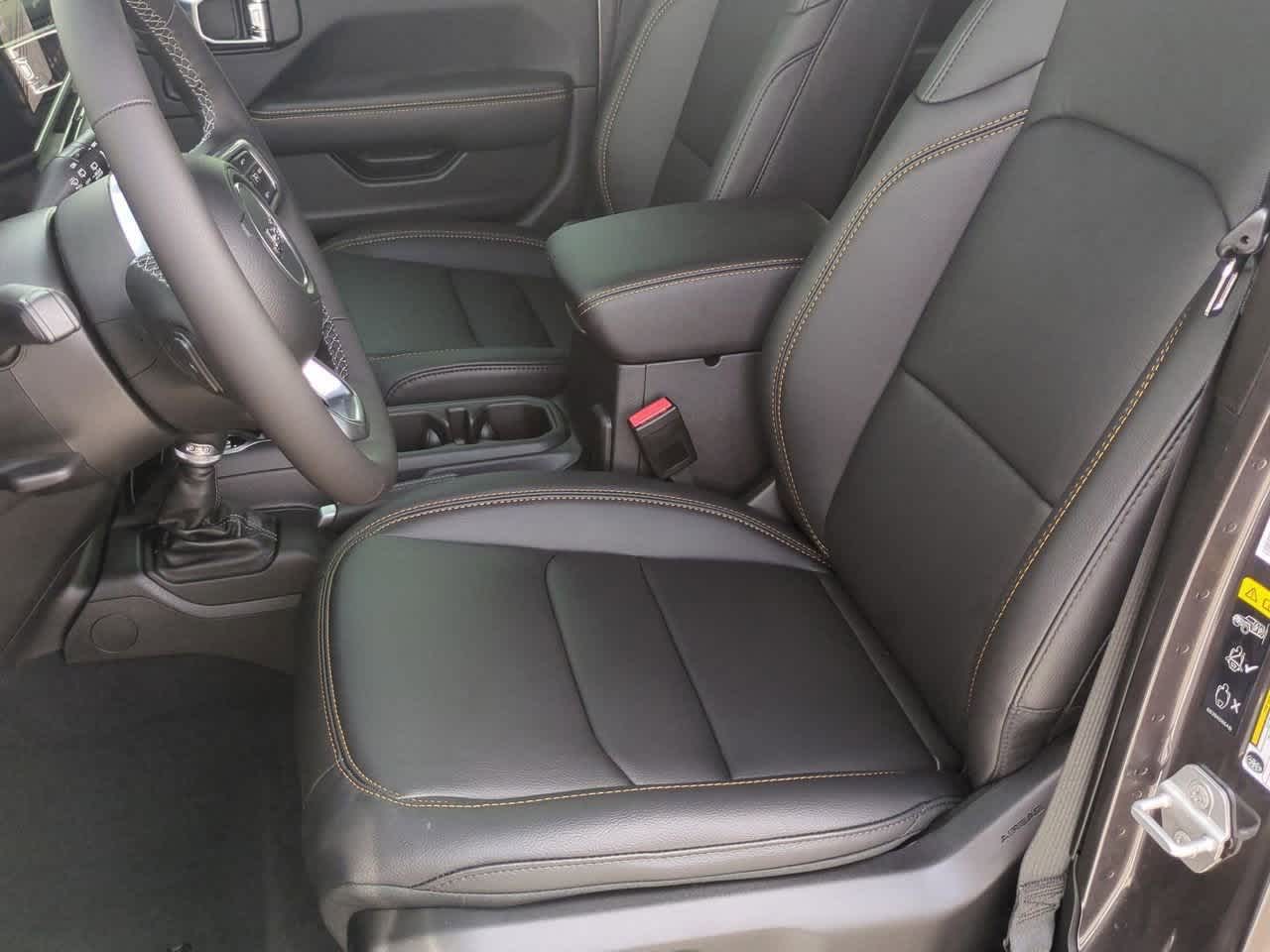 Thumbnail: 2025 Jeep Wrangler - 17