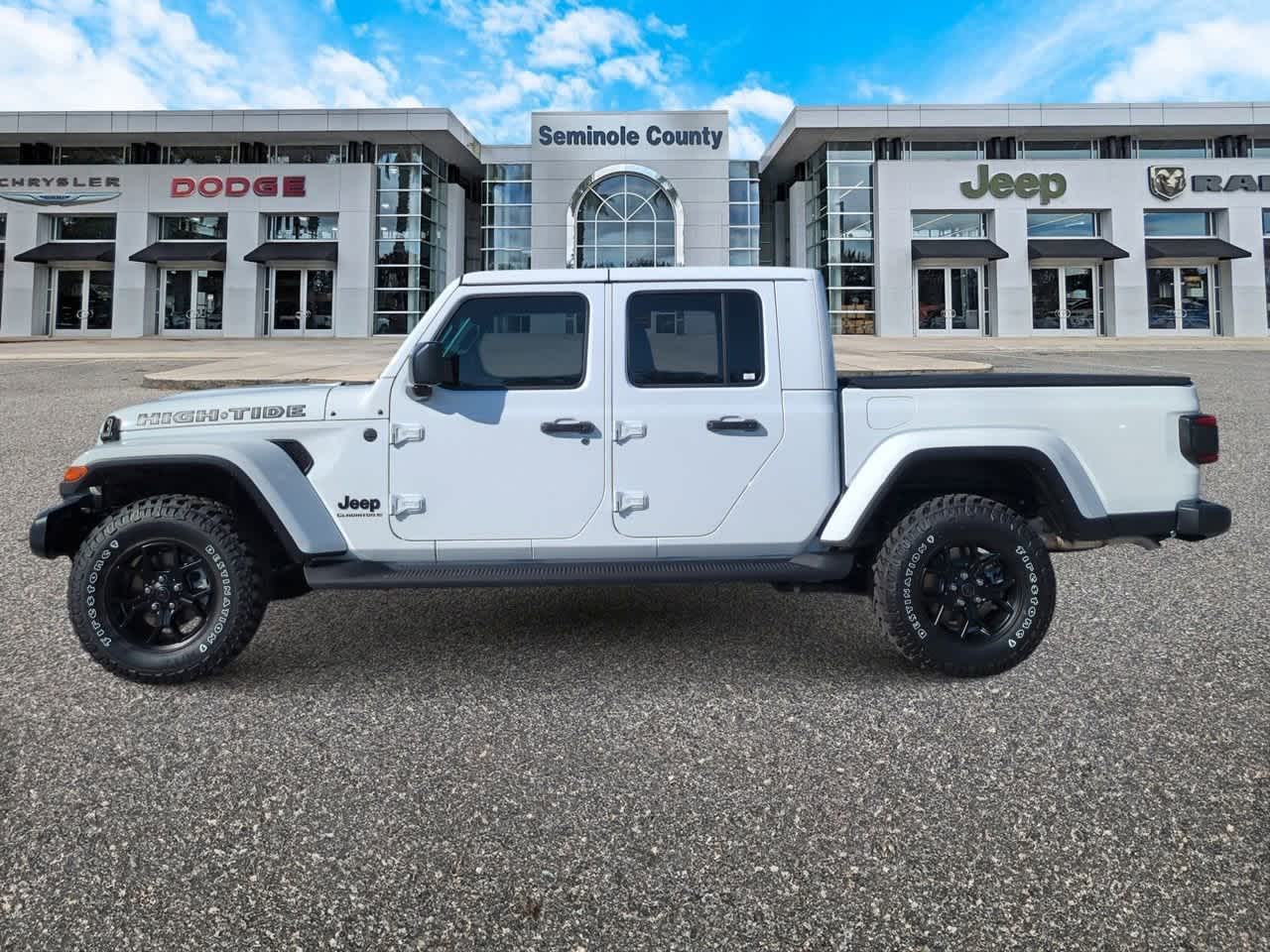 Thumbnail: 2025 Jeep Gladiator - 5