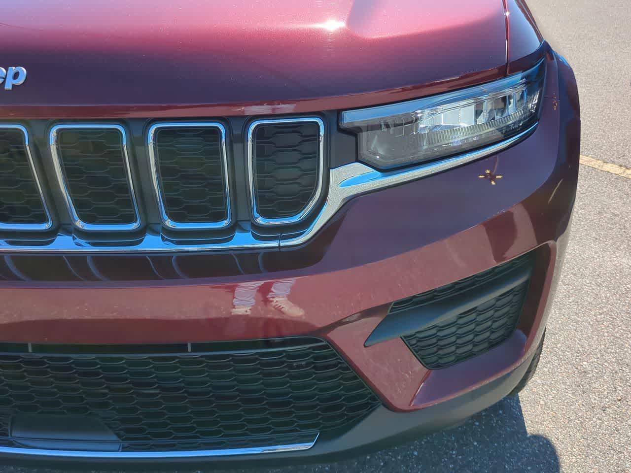 Thumbnail: 2025 Jeep Grand Cherokee - 11