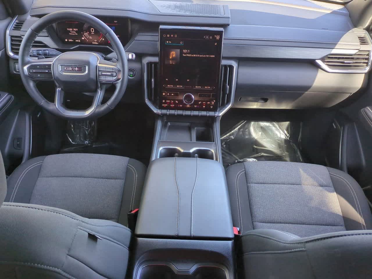 Thumbnail: 2025 GMC Acadia - 16