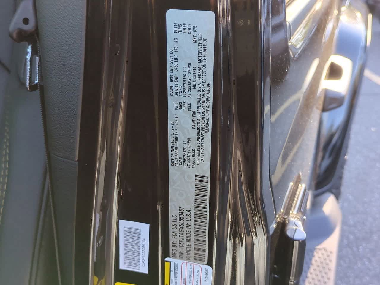 Thumbnail: 2025 Jeep Gladiator - 37