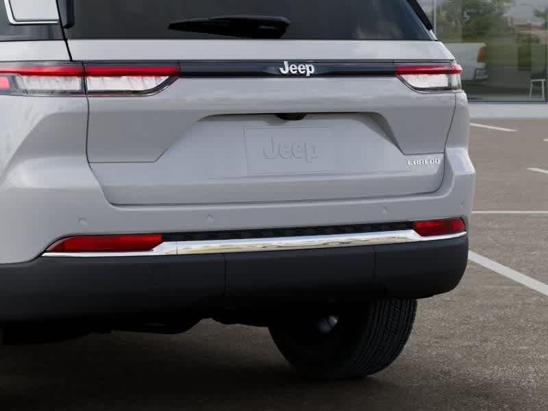 Thumbnail: 2026 Jeep Grand Cherokee - 13