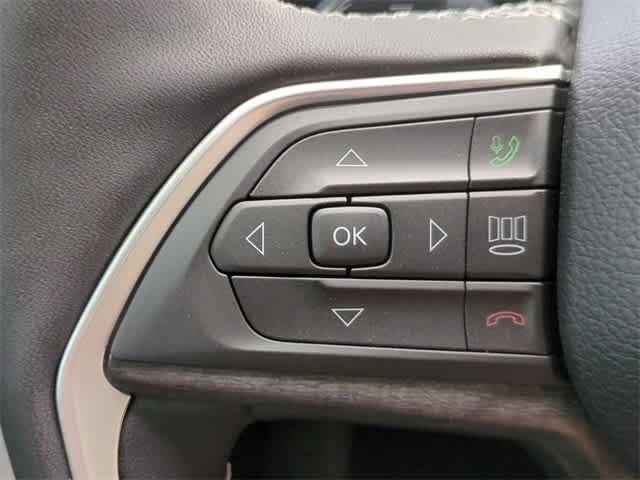 Thumbnail: 2025 Jeep Grand Cherokee - 26