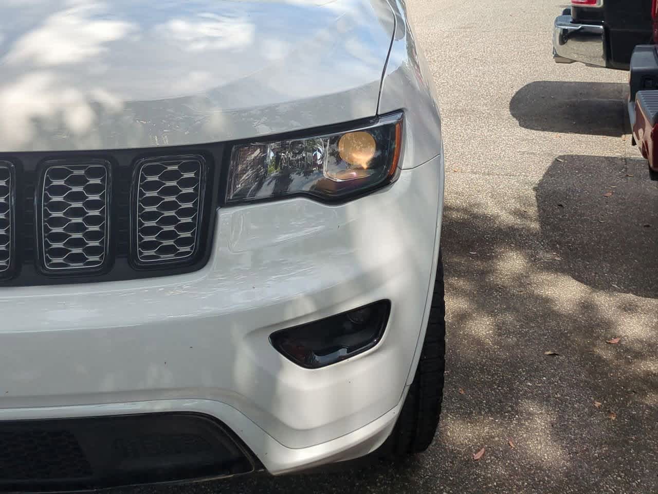 Thumbnail: 2022 Jeep Grand Cherokee - 11