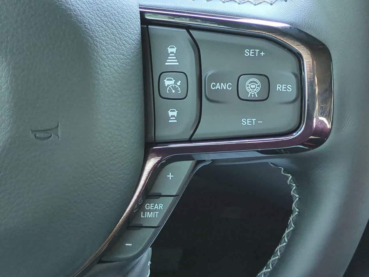 Thumbnail: 2026 RAM 1500 - 26