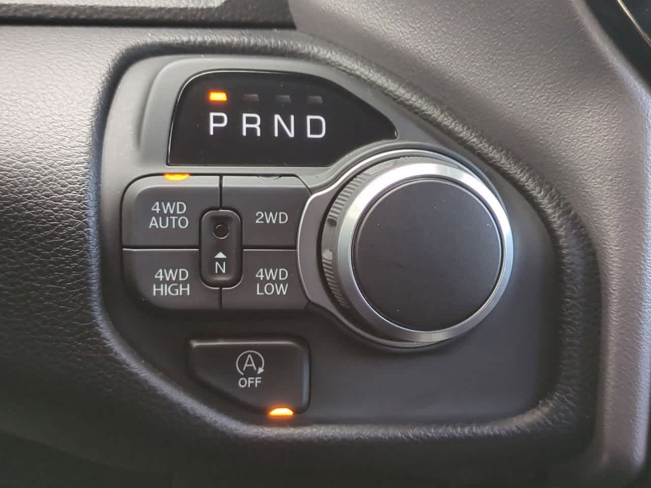 Thumbnail: 2025 RAM 1500 - 33