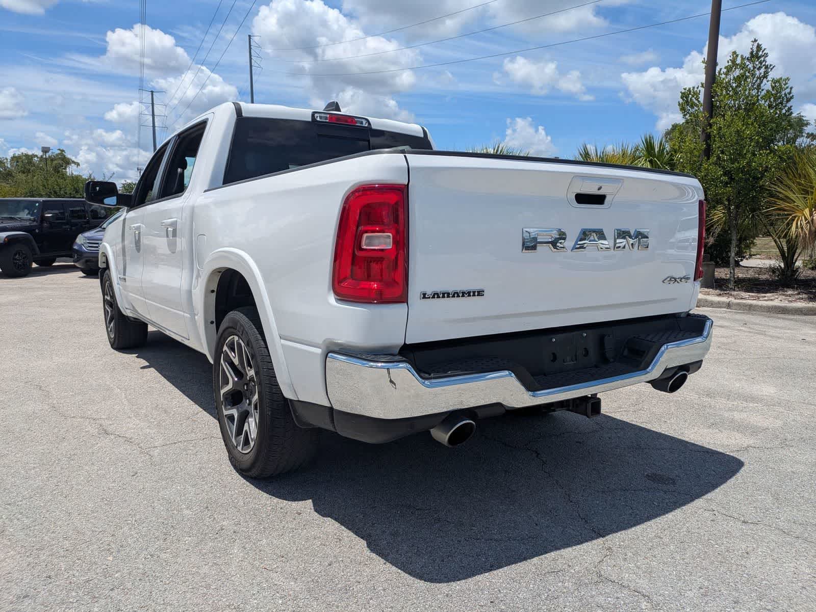 Thumbnail: 2025 RAM 1500 - 6