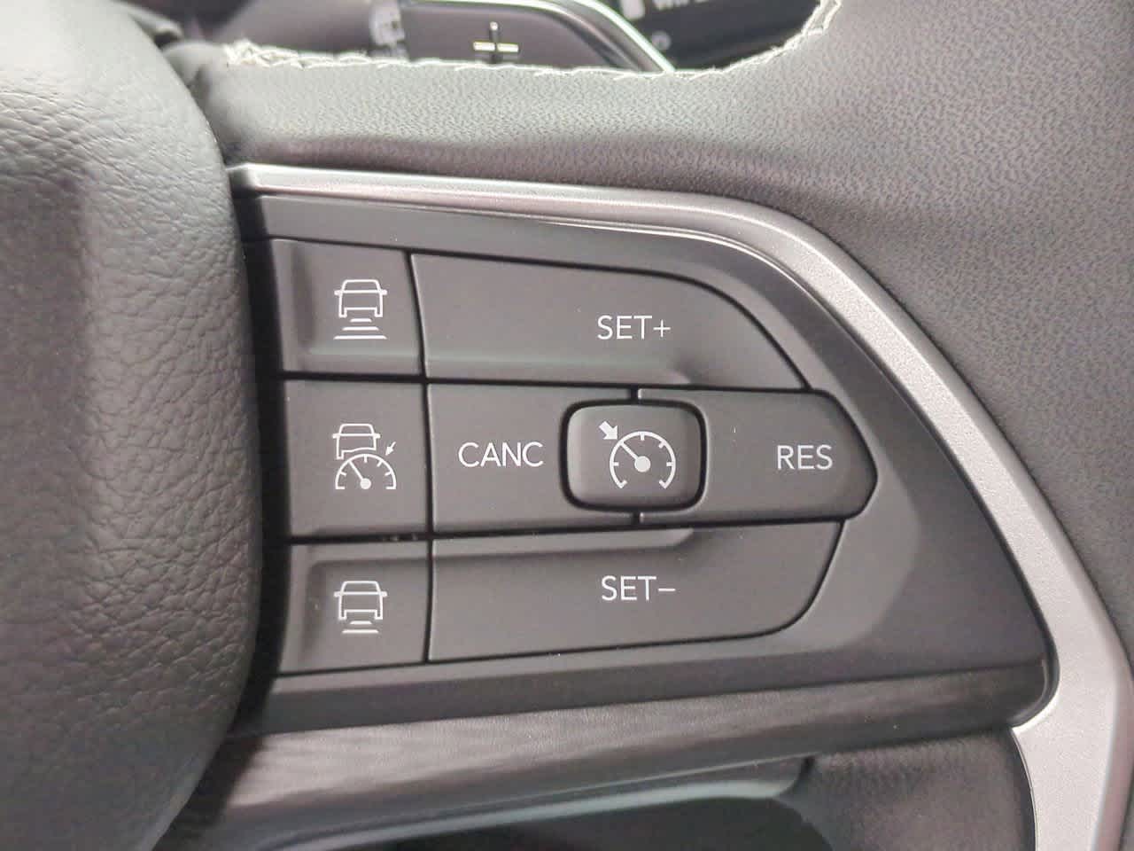 Thumbnail: 2025 Jeep Grand Cherokee L - 26