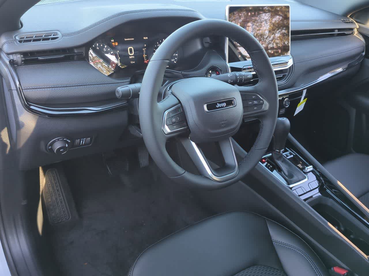 Thumbnail: 2026 Jeep Compass - 10