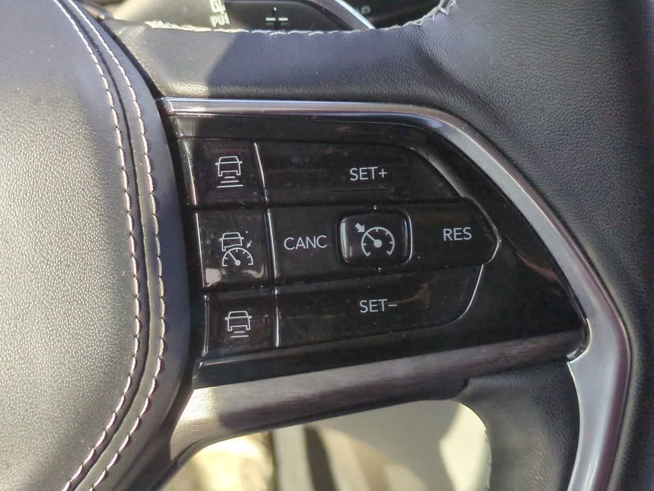 Thumbnail: 2022 Jeep Grand Cherokee L - 26