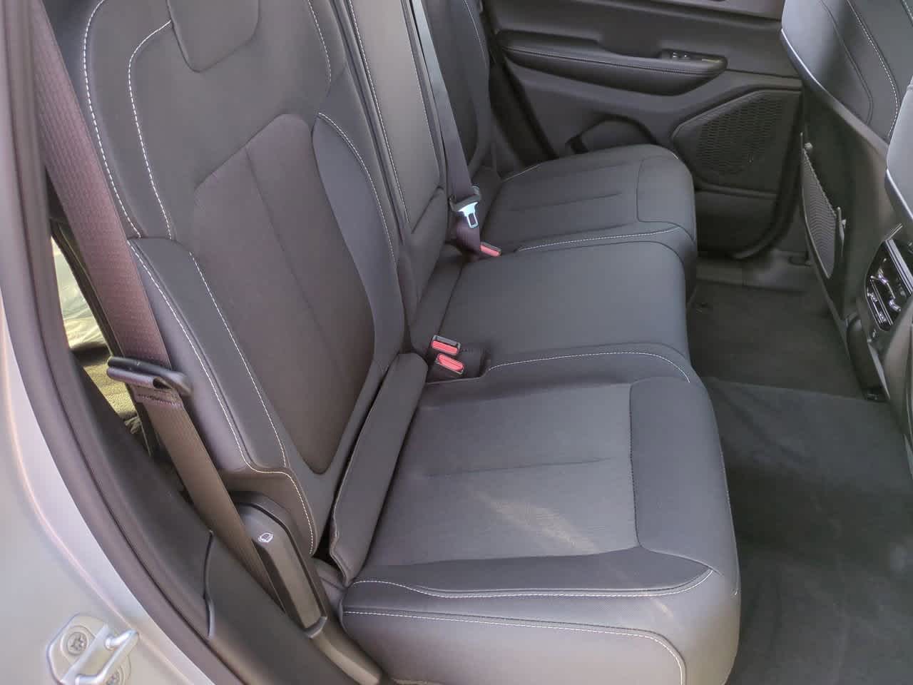 Thumbnail: 2025 Jeep Grand Cherokee - 22