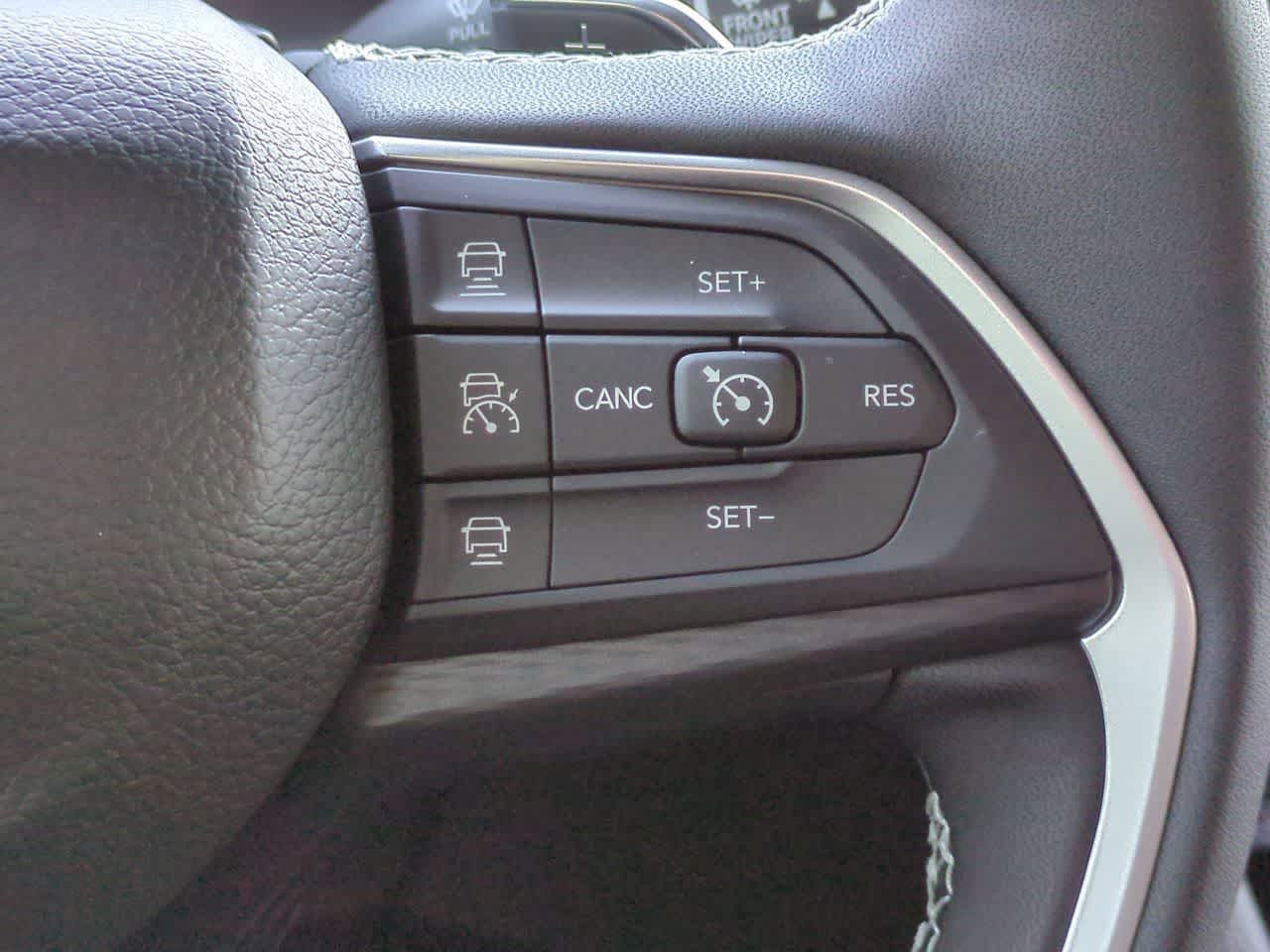 Thumbnail: 2025 Jeep Grand Cherokee L - 26