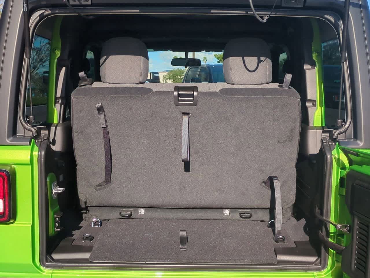 Thumbnail: 2025 Jeep Wrangler - 33