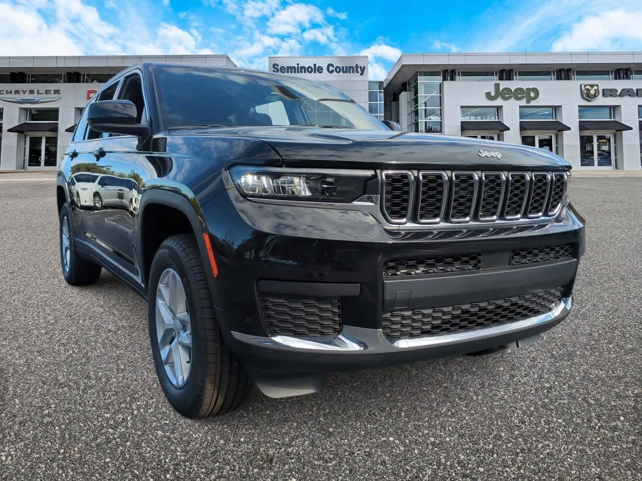 Thumbnail: 2025 Jeep Grand Cherokee L - 2