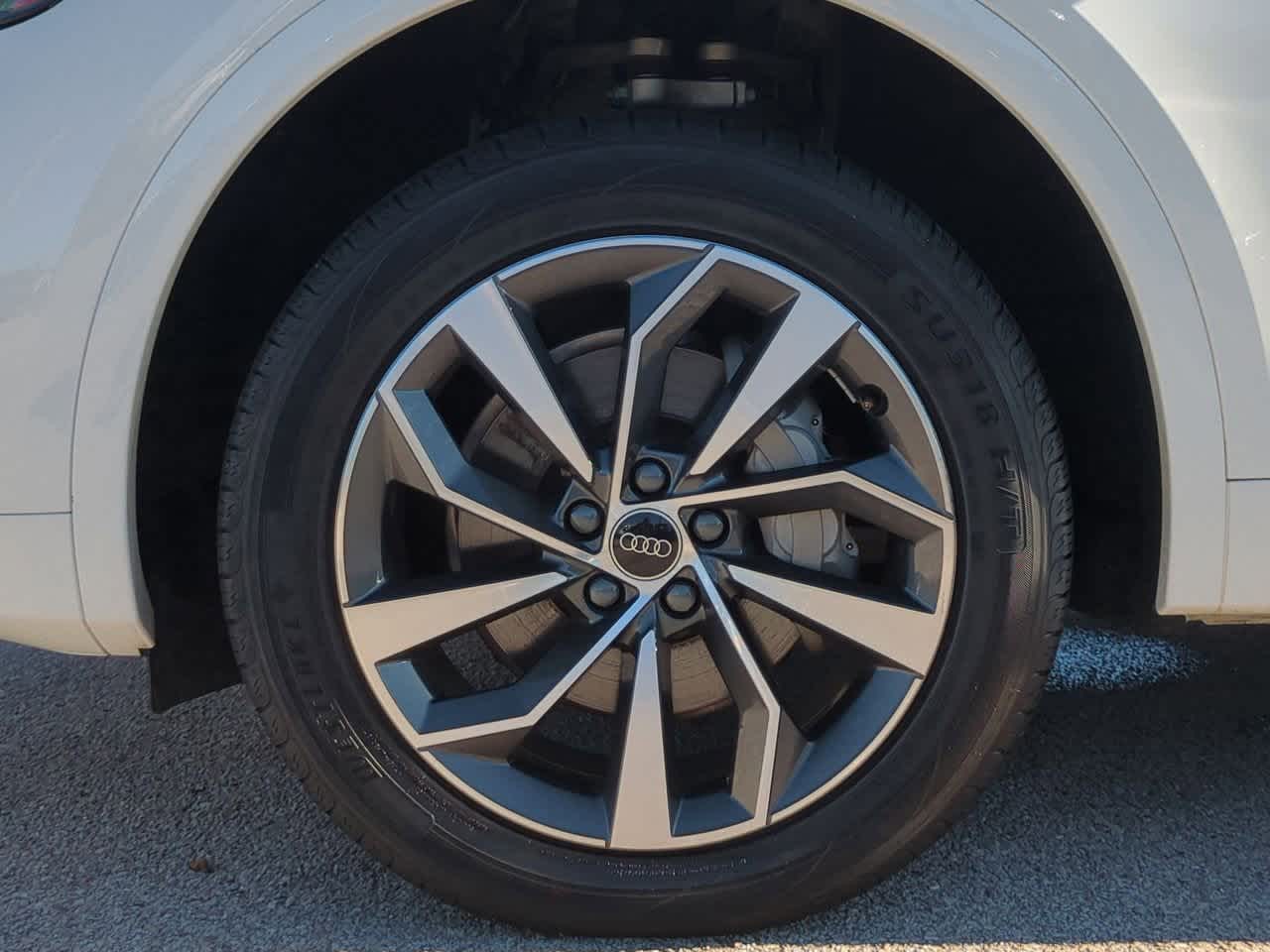 Thumbnail: 2024 Audi Q5 - 14