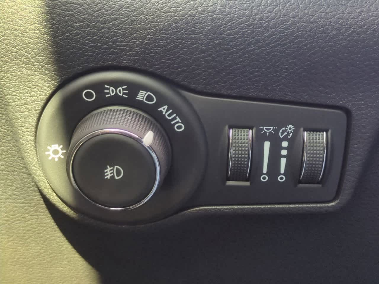 Thumbnail: 2026 Jeep Compass - 17