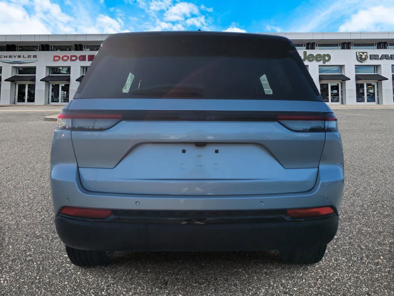 Thumbnail: 2025 Jeep Grand Cherokee - 7