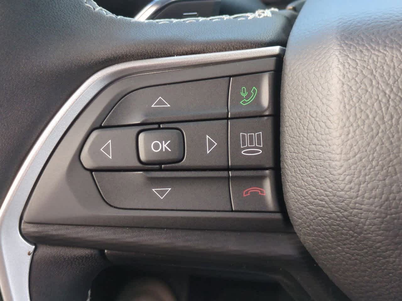 Thumbnail: 2025 Jeep Grand Cherokee L - 24