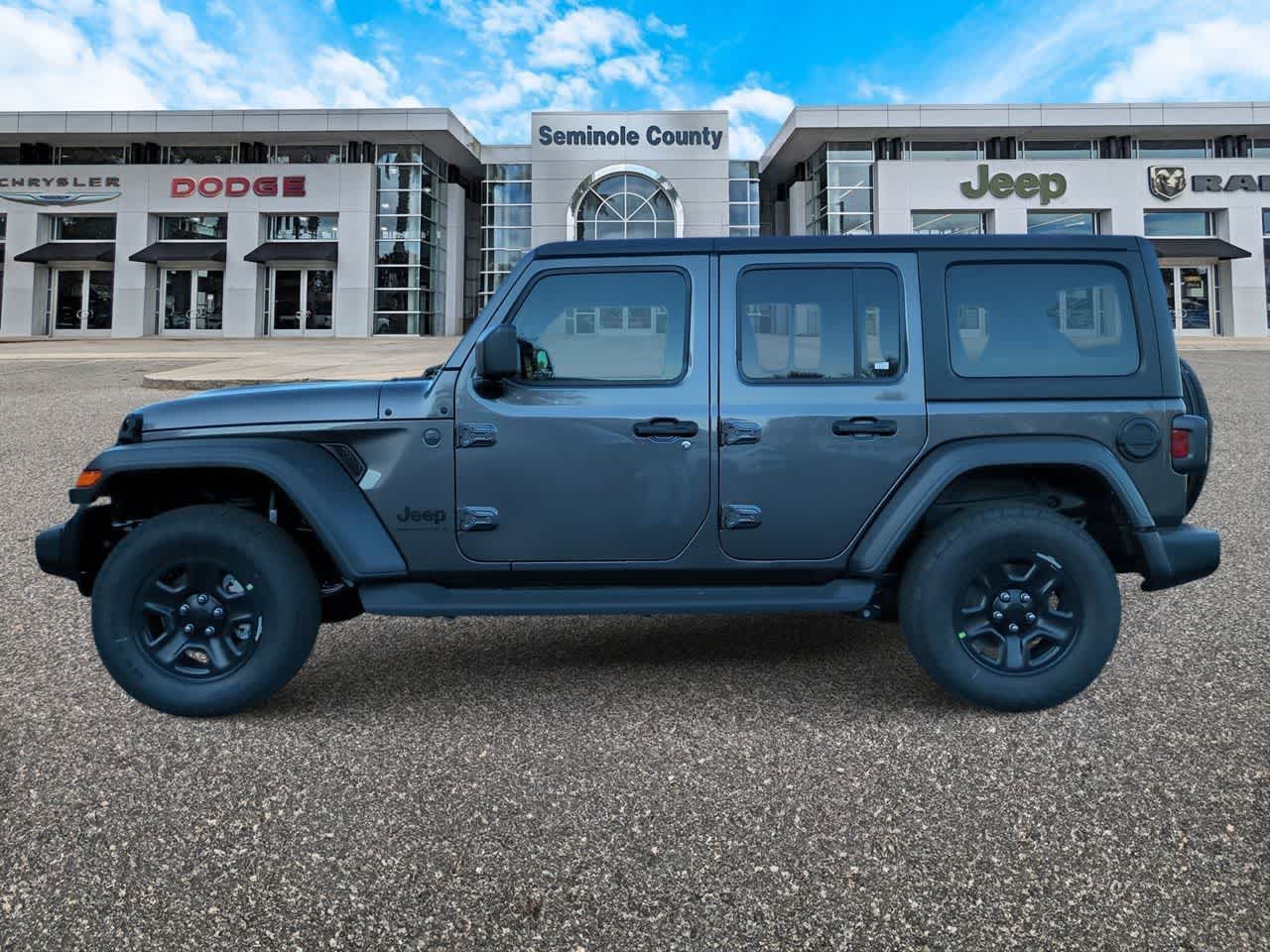 Thumbnail: 2026 Jeep Wrangler - 5