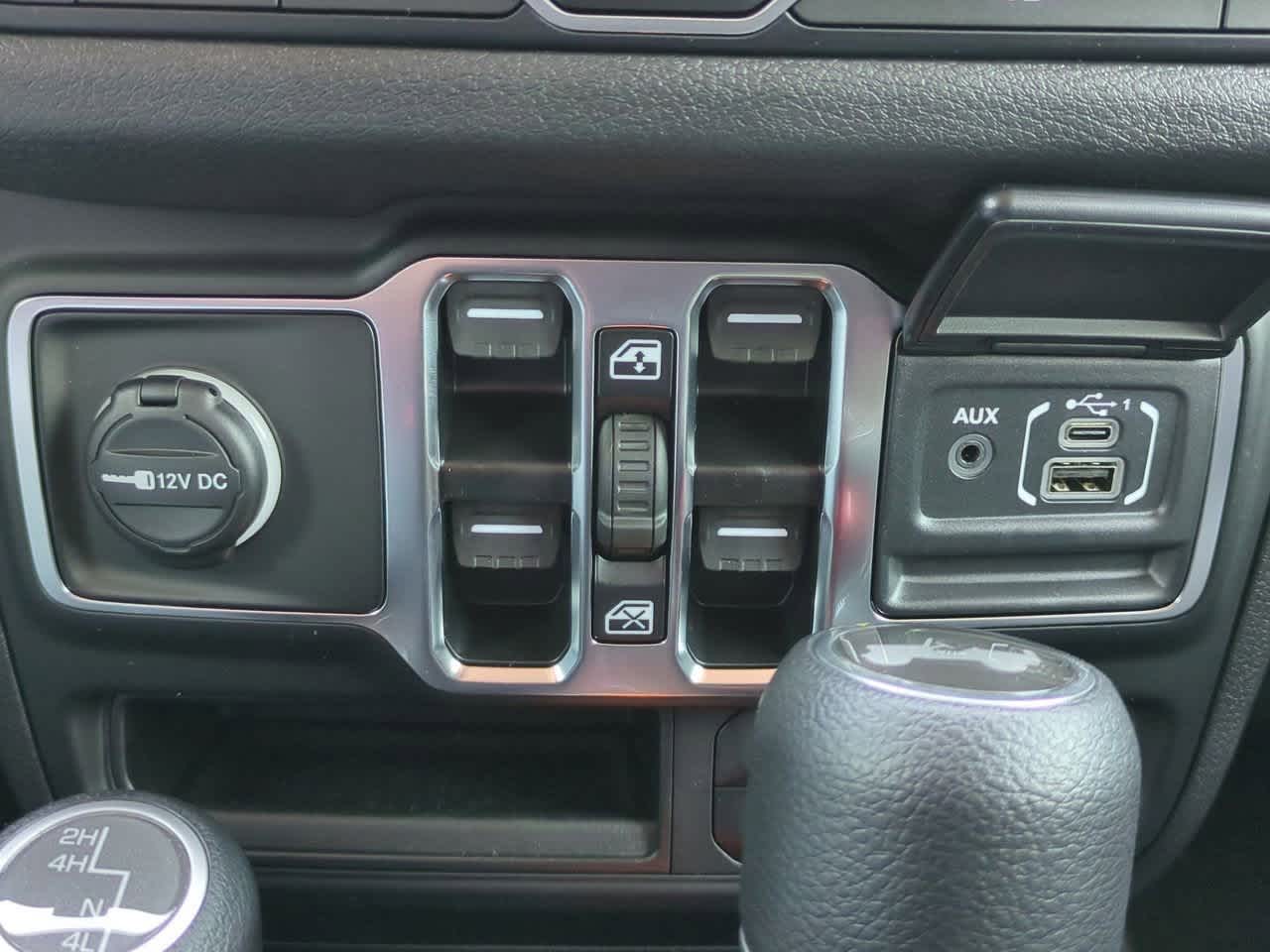 Thumbnail: 2026 Jeep Wrangler - 31