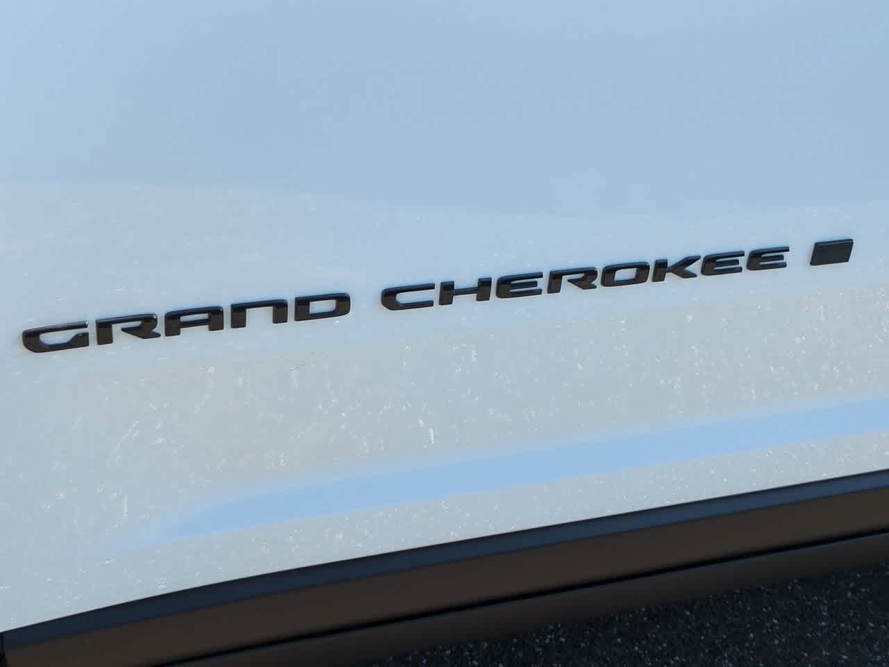 Thumbnail: 2025 Jeep Grand Cherokee - 13