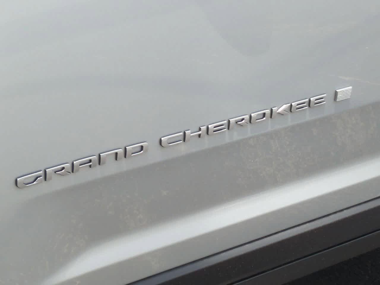 2025 Jeep Grand Cherokee L Laredo 13