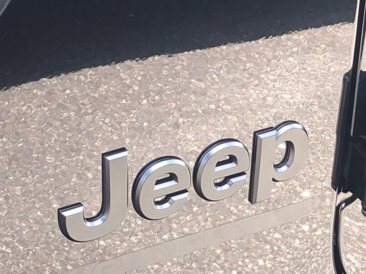 Thumbnail: 2025 Jeep Wrangler - 12