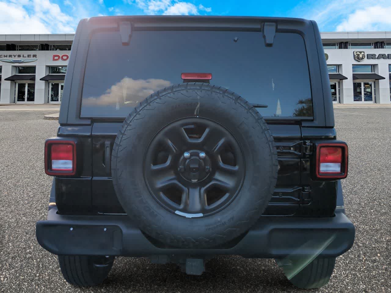 Thumbnail: 2026 Jeep Wrangler - 7