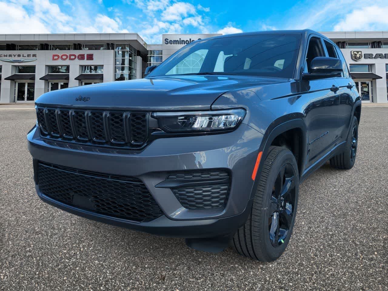 Thumbnail: 2025 Jeep Grand Cherokee - 4