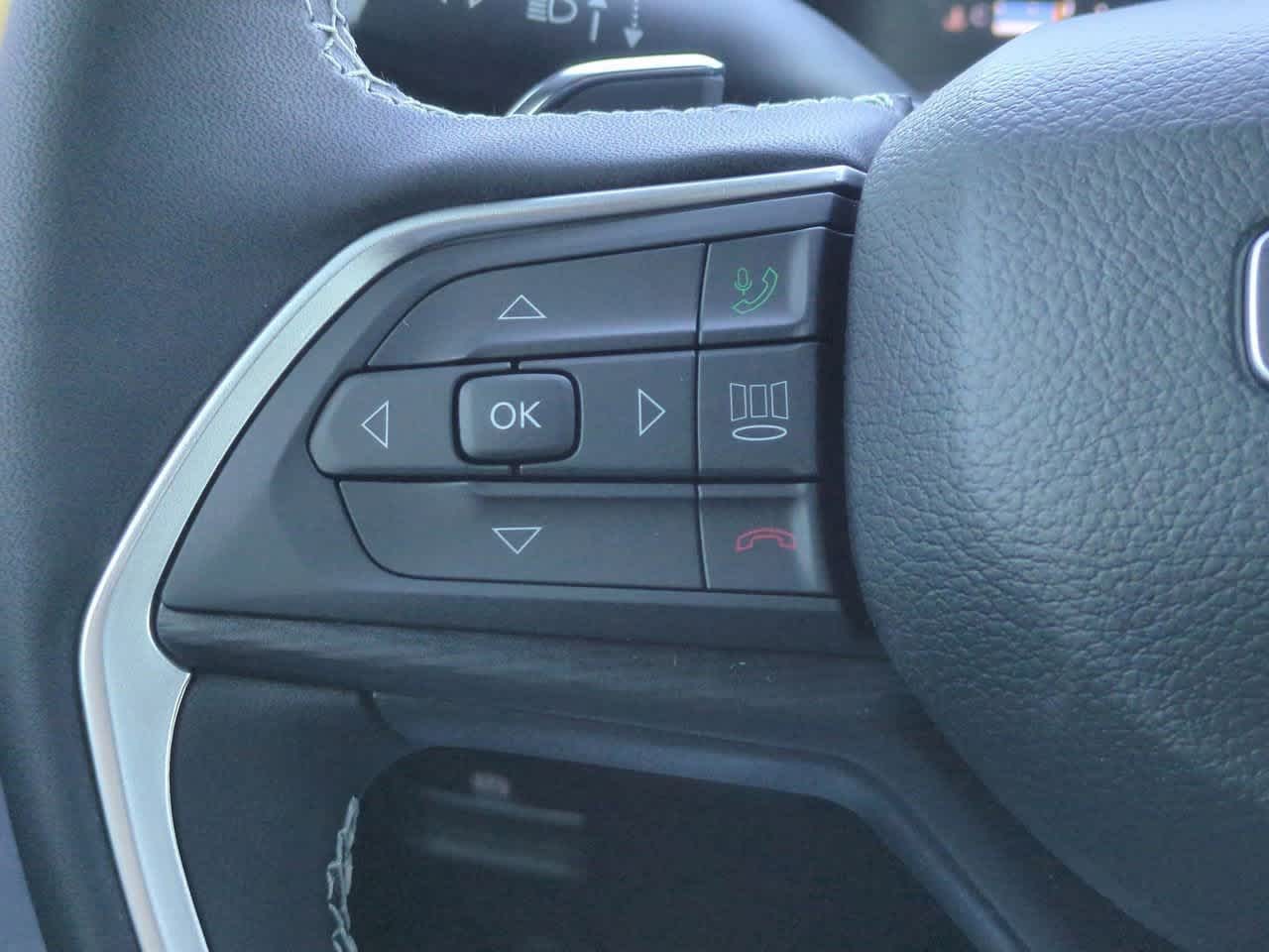 Thumbnail: 2025 Jeep Grand Cherokee - 24