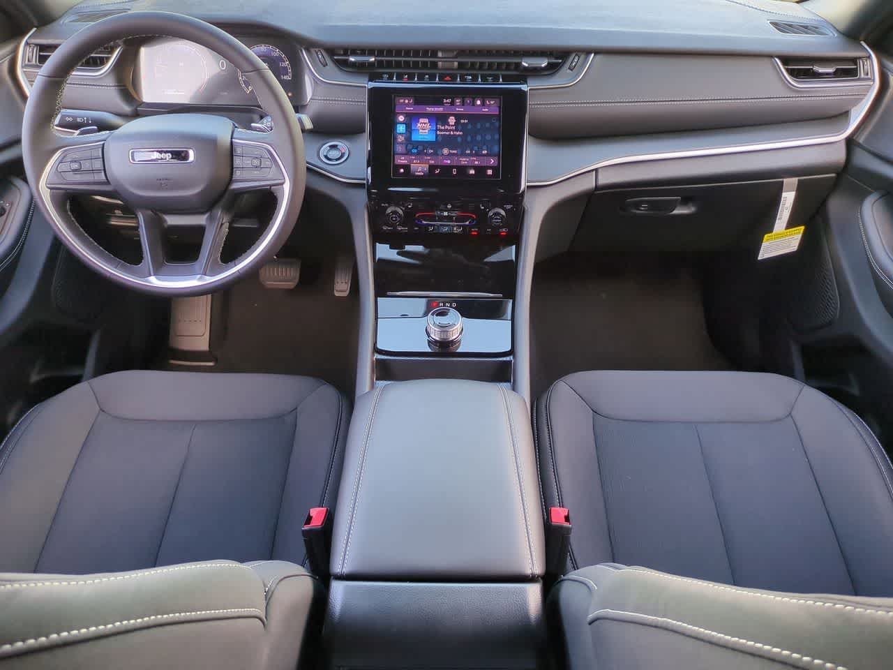 Thumbnail: 2025 Jeep Grand Cherokee - 16