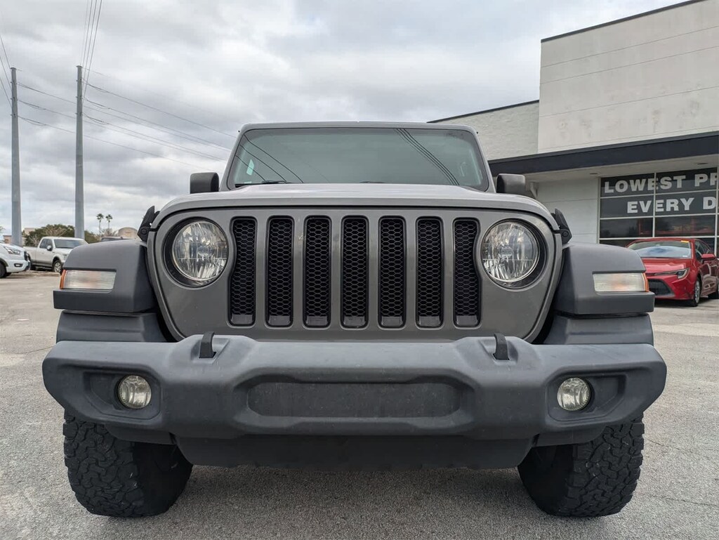 Used 2019 Jeep Wrangler Unlimited Sport Altitude SUV