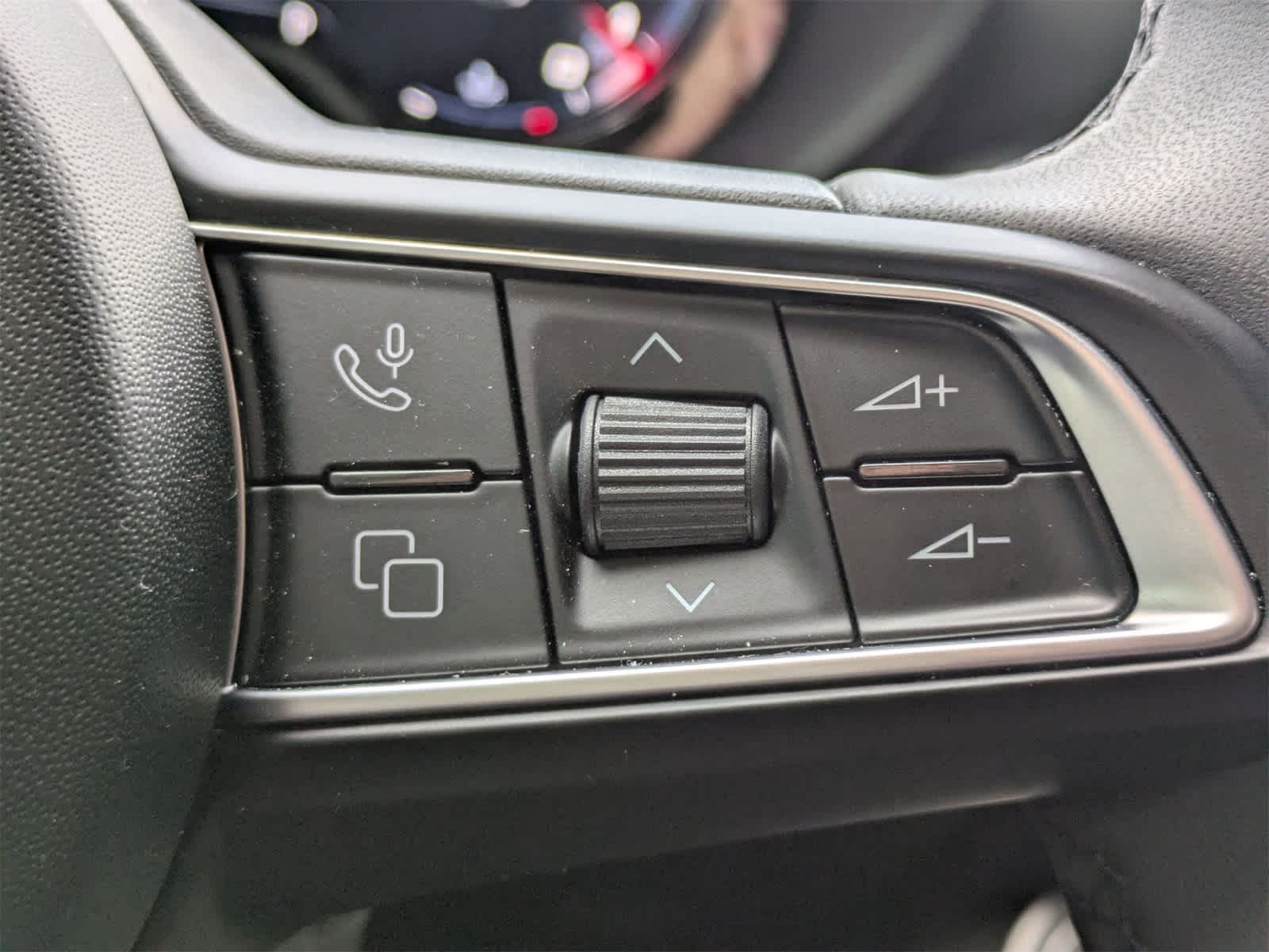 Thumbnail: 2023 Dodge Hornet - 9